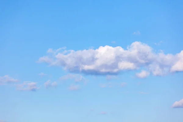 Céu Azul Fundo Com Nuvens Brancas Textura Natureza — Fotografia de Stock