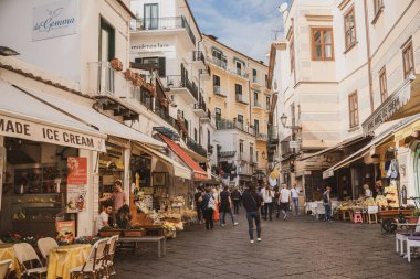 Amalfi, İtalya - 1 Kasım 2019: Amalfi Town, İtalya. Seyahat