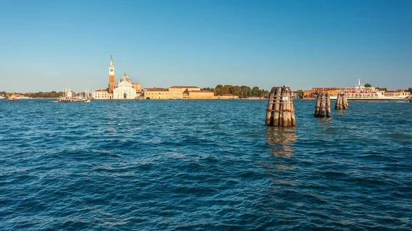 Pohled Přes Vodu Giudecca Kanálu Ostrova San Georgio Maggiore Jeho — Stock fotografie