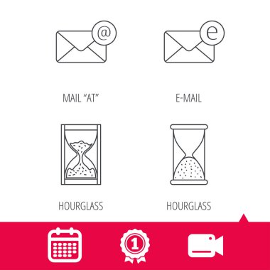 Posta, e-posta ve kum saati simgeler.