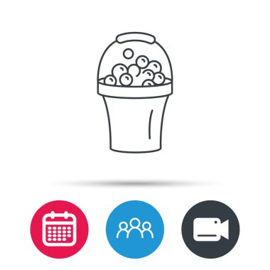 Köpük simgesiyle kova. Sabunlu temizlik işareti.