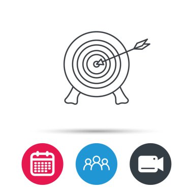 Ok simgesi ile hedef. İşareti amaçlayan okçuluk.