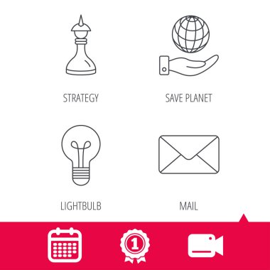 Strateji, gezegeni kurtarmak ve posta zarf simgeleri.