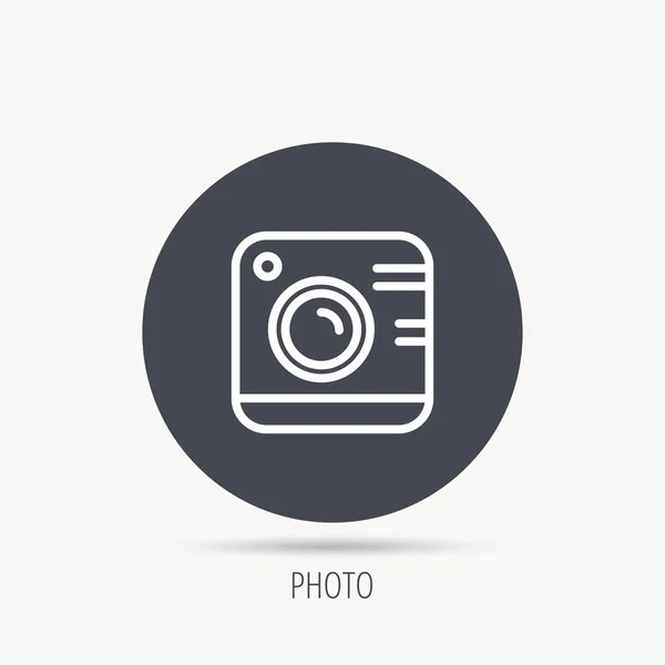 Icona della fotocamera fotografica vintage. Segno fotografico . — Vettoriale Stock