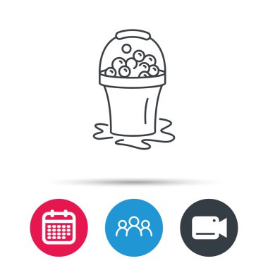 Sabunlu temizlik simgesi. Köpük ve kabarcık ile kova.