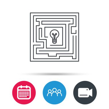 Labirent simgesi. Sorun meydan işareti.