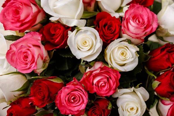 Kytice růží pozadí. Svatební květiny. — Stock fotografie