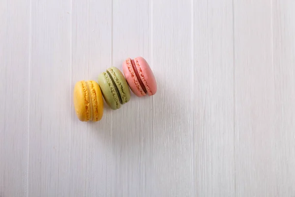 Macaroon taarten. Kleurrijke amandel zoete koekjes. — Stockfoto