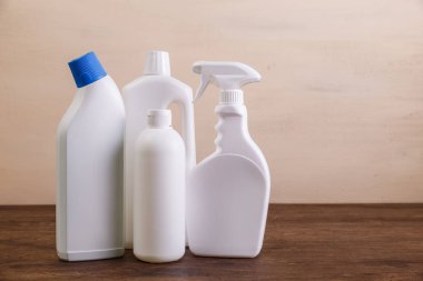 Mock-up plastik şişe Temizleme. Mockup kavramı.