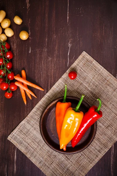 Pimientos, zanahoria y tomates. Hortalizas . — Foto de Stock