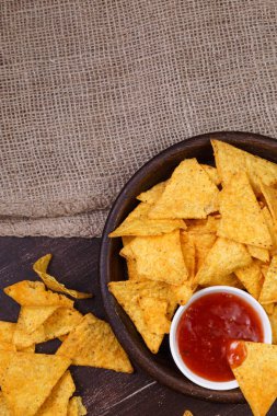 Cips cips. Lezzetli tuzlu tortilla snack.