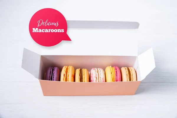 Macaroon cakes. Dessert in delivery box. — Stock Photo, Image