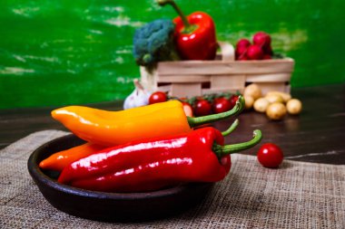 Biber, patates ve domates. Sebze.