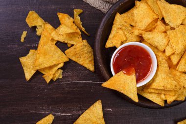 Cips cips. Lezzetli tuzlu tortilla snack.