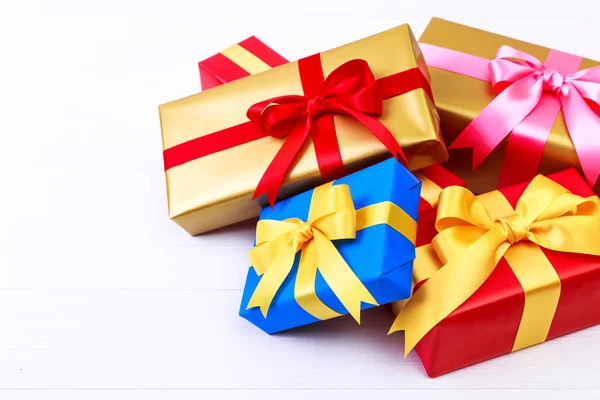 Gift boxes with bow and ribbon. Present packages. Royalty Free Stock Photos