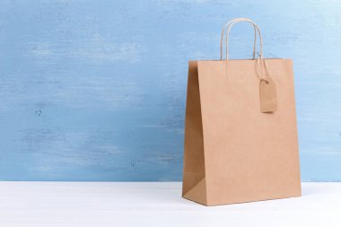 Boş alışveriş çantası mockup. Satış konsepti.