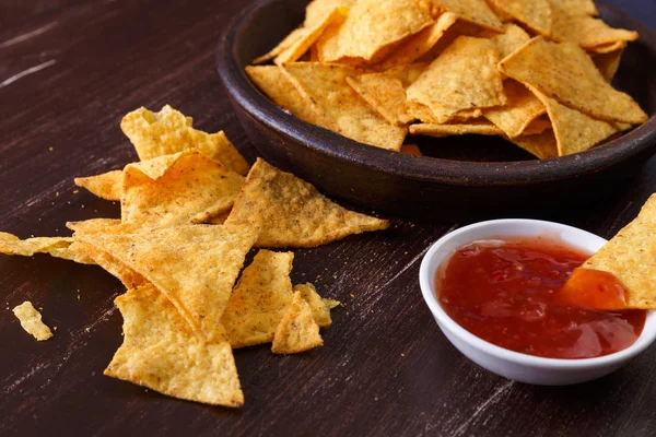 Cips cips. Lezzetli tuzlu tortilla snack.