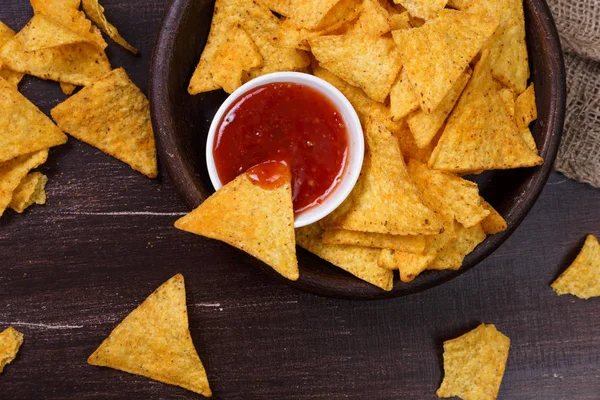 Cips cips. Lezzetli tuzlu tortilla snack.