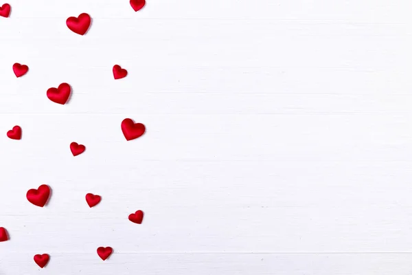 Röda hjärtan. Alla hjärtans dag. Symbol för kärlek. — Stockfoto