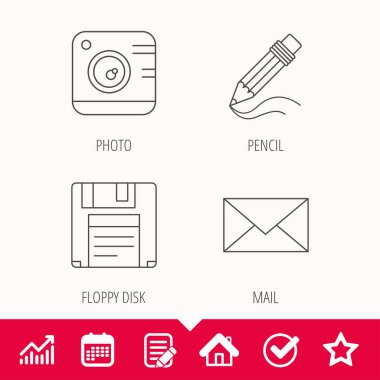 Fotoğraf kamera, kalem ve posta simgeleri.