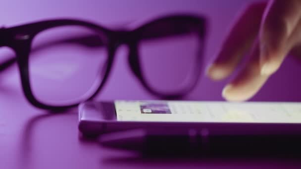 Close up of fingers typing on mobile phone — Stock Video