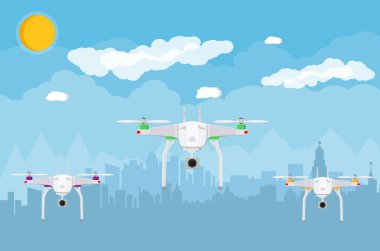 Uzaktan kontrollü hava uçak gökyüzünde