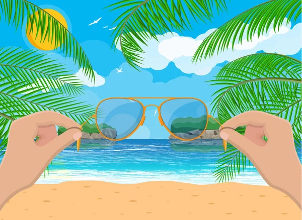 Paisagem de praia, mão com óculos de sol . — Vetor de Stock