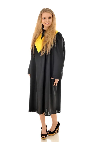 卒業生の黒ドレスで立っている美しい少女 — ストック写真
