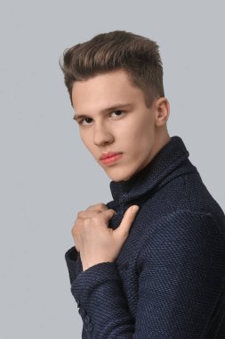 Bir genç çocuk lise portresi.