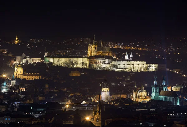 Prague Castle at night. — Stock Photo, Image