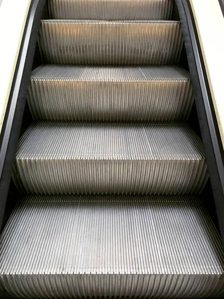 Steps of the escalator. — Stock Photo, Image