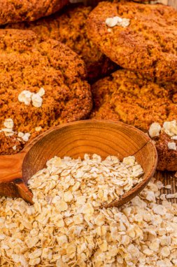 Tatlı lezzetli ev yapımı yulaf ezmeli kurabiye yulaf gevreği ile woo