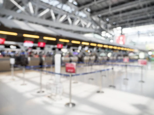 Розмитий фон лічильника реєстрації в аеропорту 1 — стокове фото