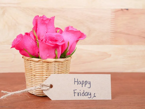 Handschrift Happy vrijdag en roze roze bloem 2 — Stockfoto