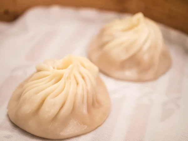 Closeup z Xiao dlouhé Bao, vysílaného vepřové knedlíky Tchaj-wan potraviny 3 — Stock fotografie