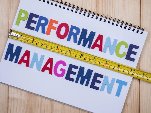 Palavra ortografia Performance Management and measuring tape 2 — Fotografia de Stock