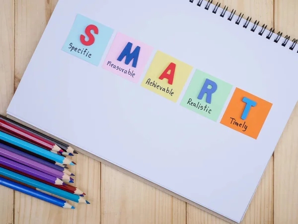 Metas SMART e lápis de cor 1 — Fotografia de Stock