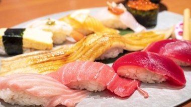 Karışık suşi sashimi 4