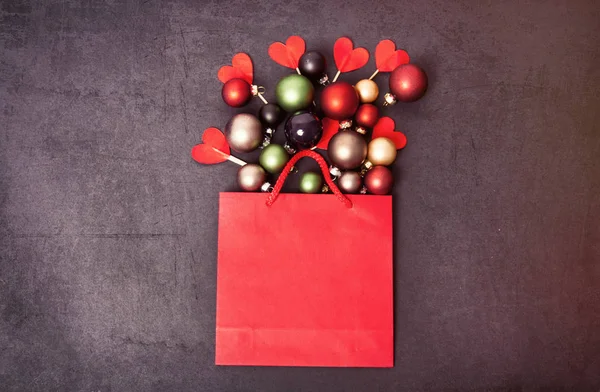 Boodschappentas en gift van Kerstmis — Stockfoto