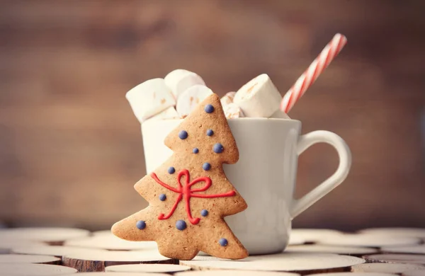 Kopje warme chocolade met marshmallows — Stockfoto