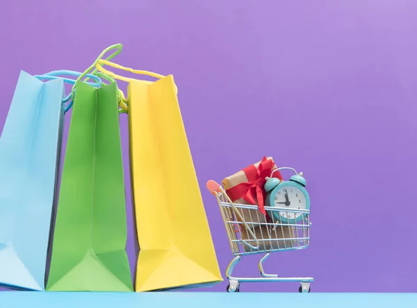Shopping bags and gift boxes — Stock Photo, Image