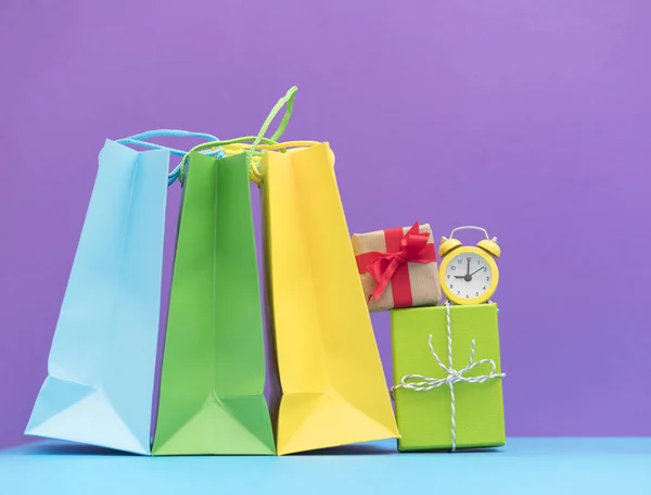 Shopping bags and gift boxes — Stock Photo, Image