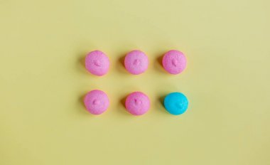pembe ve mavi marshmallow