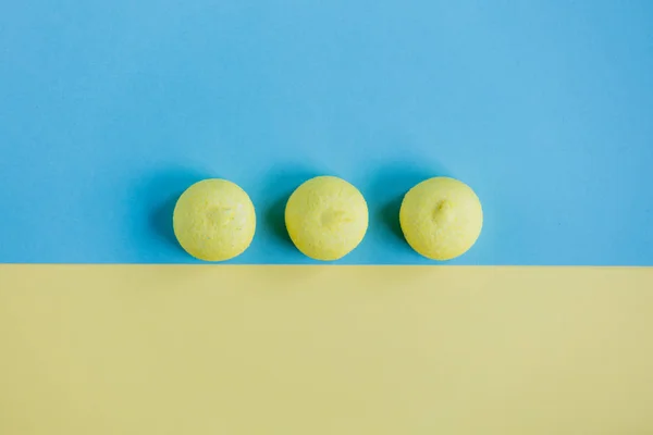 Marshmallows amarelos saborosos — Fotografia de Stock