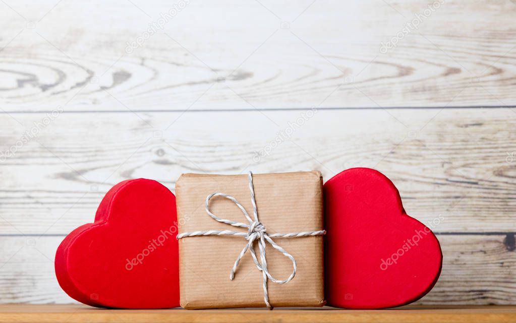 red heart boxes