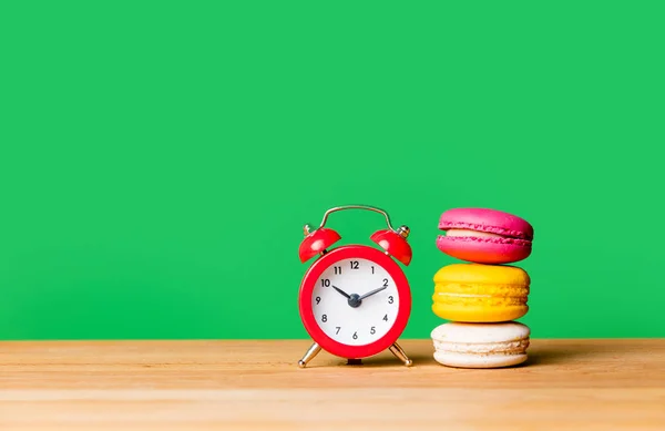 Köstliche bunte Macarons — Stockfoto