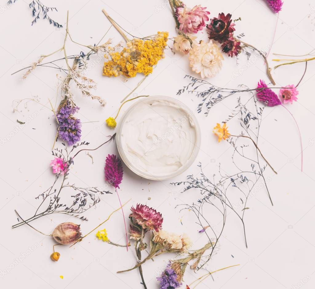 Organic cosmetic cream and herbs