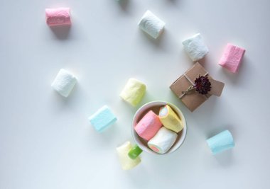 Kahve şekerleme ve hediye kutusu