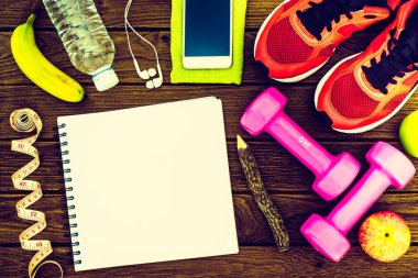 Fitness, sağlıklı ve aktif yaşam kavramı, halter, spor