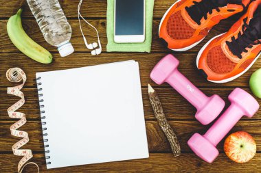 Fitness, sağlıklı ve aktif yaşam kavramı, halter, spor